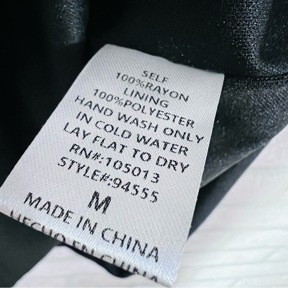 Savanna Jane Happy to See You Black Floral Embroidery Dress Size M - Picture 8 of 8